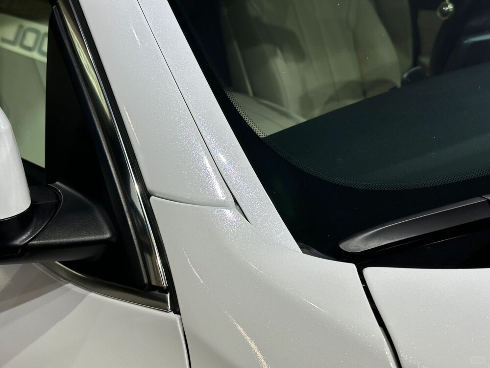 24″x60″ Diamond White Gloss Metallic Glitter Vinyl Film Wrap Sticker 2ft x 5ft
