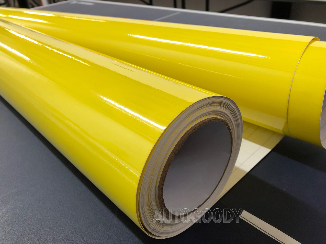 360″ x 60″ Super Gloss Yellow Vinyl Film Wrap Sticker Air Bubble Free 30ft x 5ft
