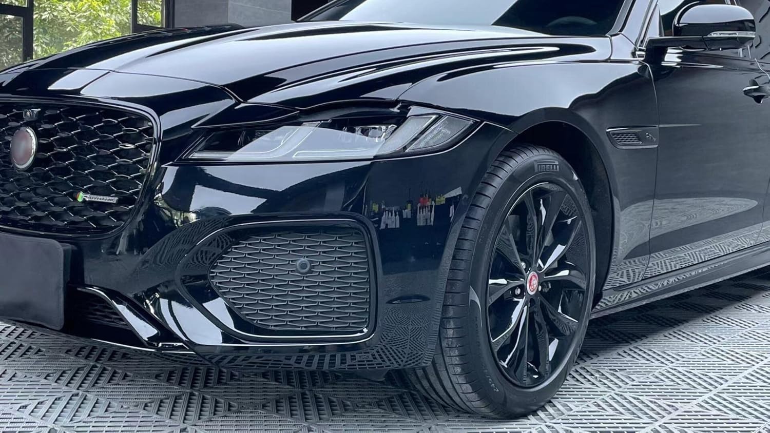 Ultra Gloss Vinyl Car Wrap Film Piano Black Black, 1ft x 5ft